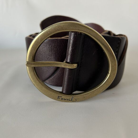 Fossil Belt Women’s Small  Brown Leather with   Gold Buckle - Picture 1 of 5
